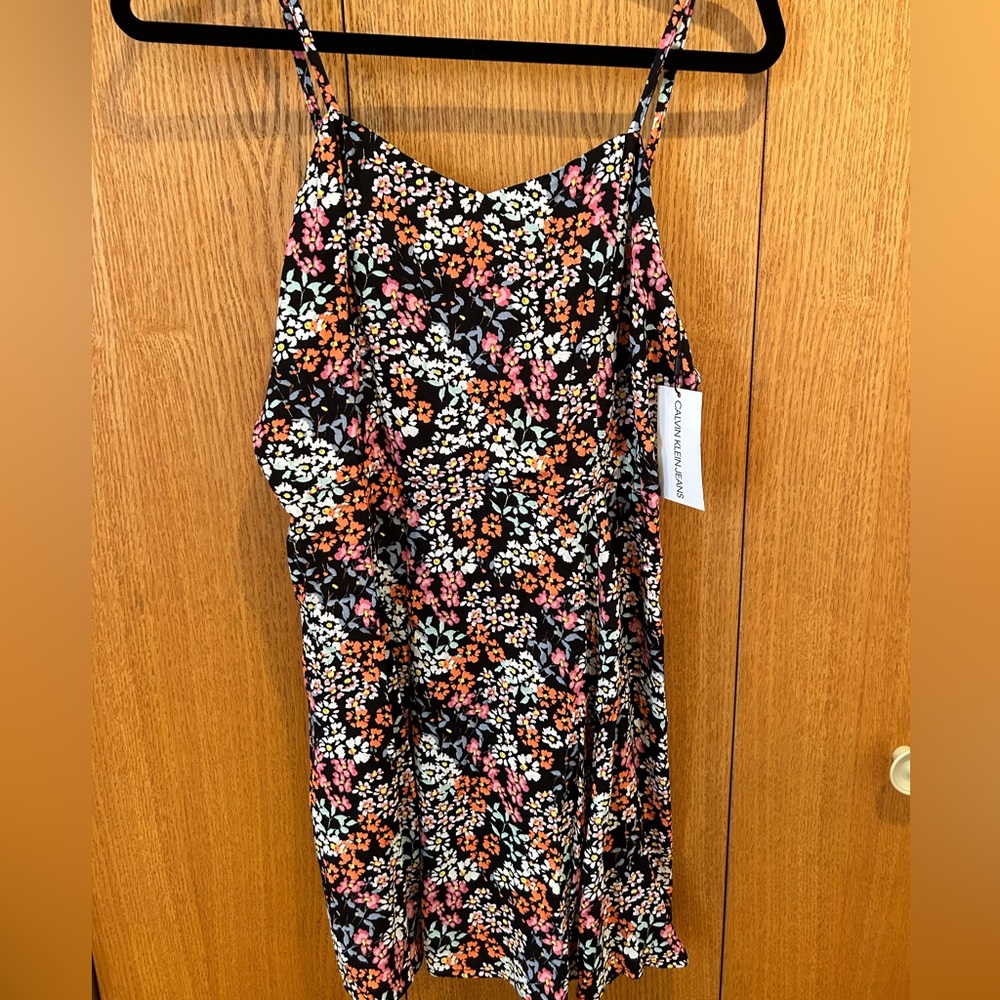 Calvin Klein Jeans Black Floral Multicolor Spring Summer Dress Size Small NWT